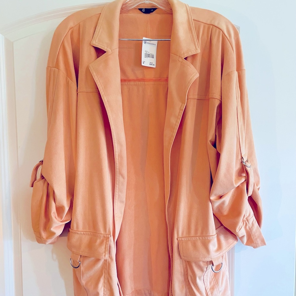 NEW Women’s Versona Jacket